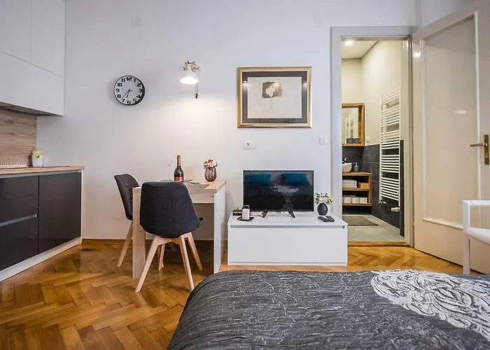 Caelestis Luxury Studio