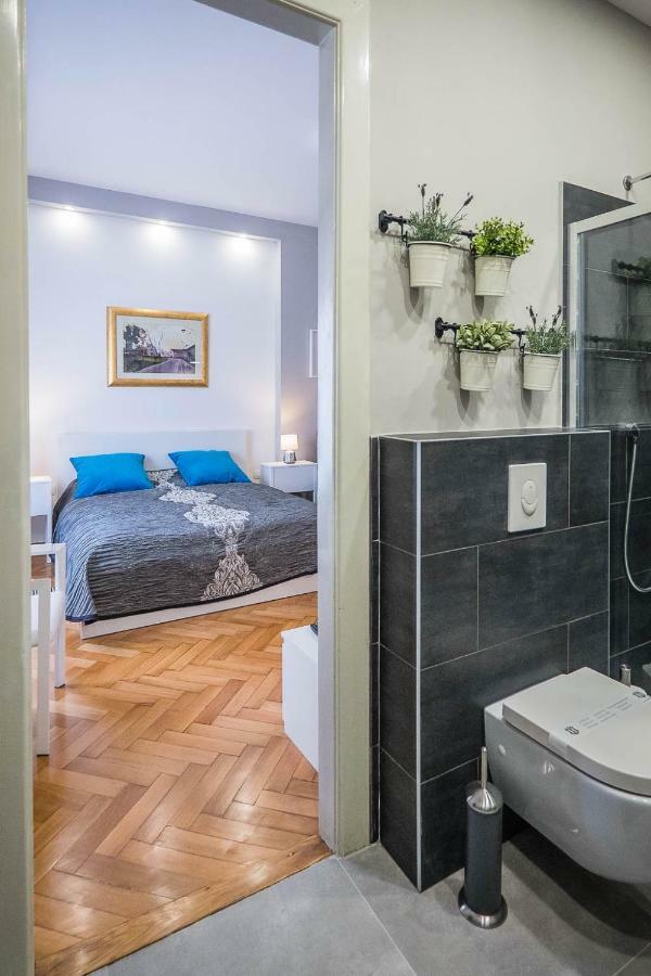 Apartma Caelestis Luxury *
